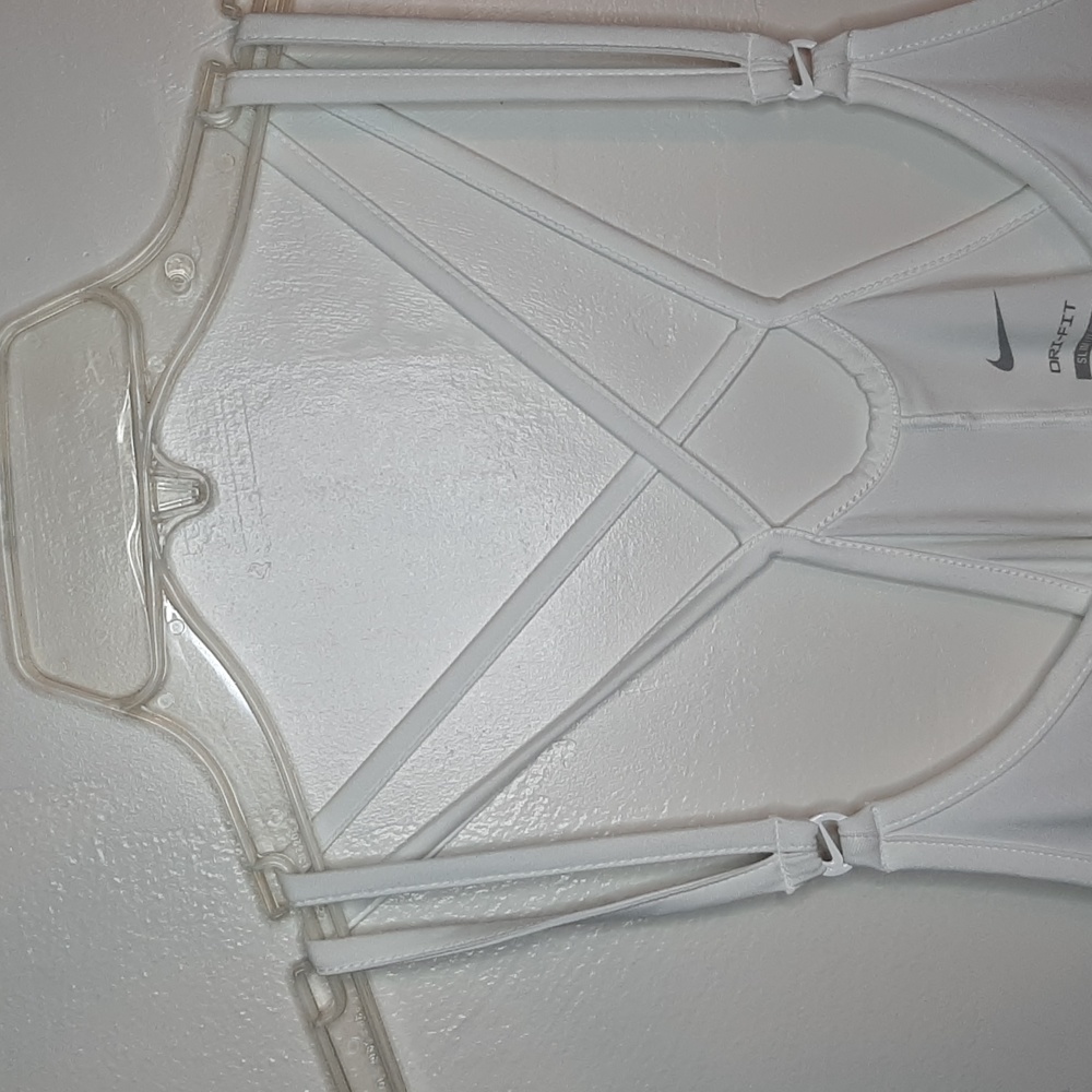 Nwt women's nike strappy tank top - Picture 4 of 6